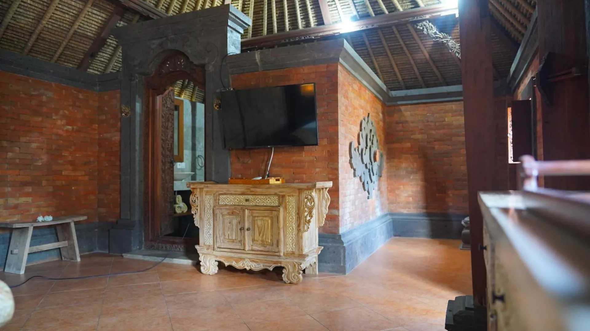 The Laras Villa - 3Br Villa In Jimbaran Badung  0*, Badung (Bali)