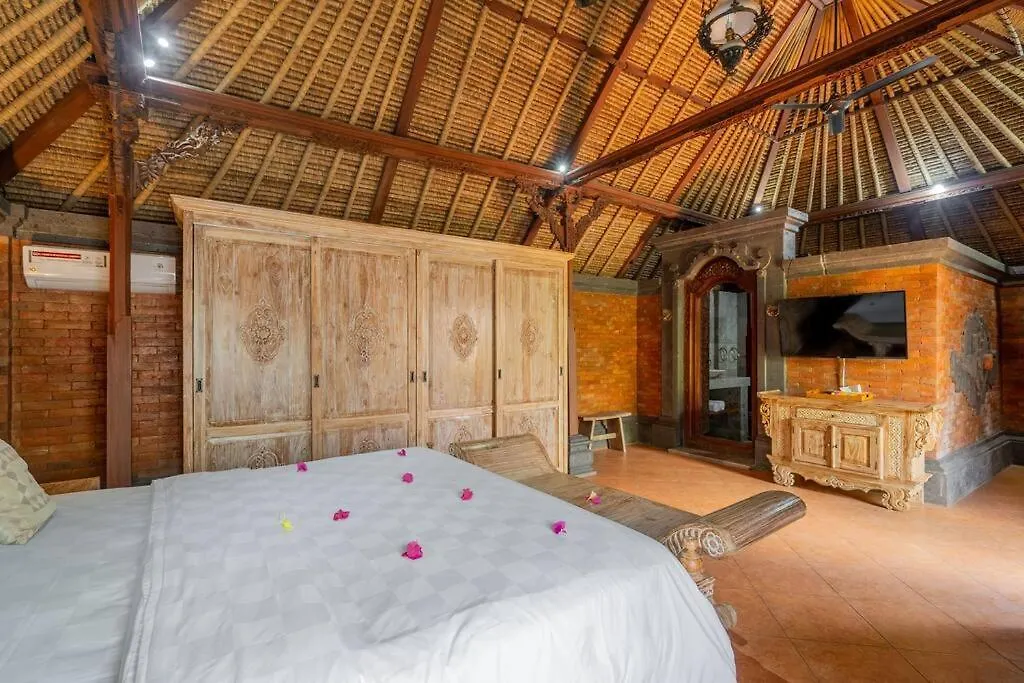 The Laras Villa - 3Br Villa In Jimbaran Badung  Badung (Bali)