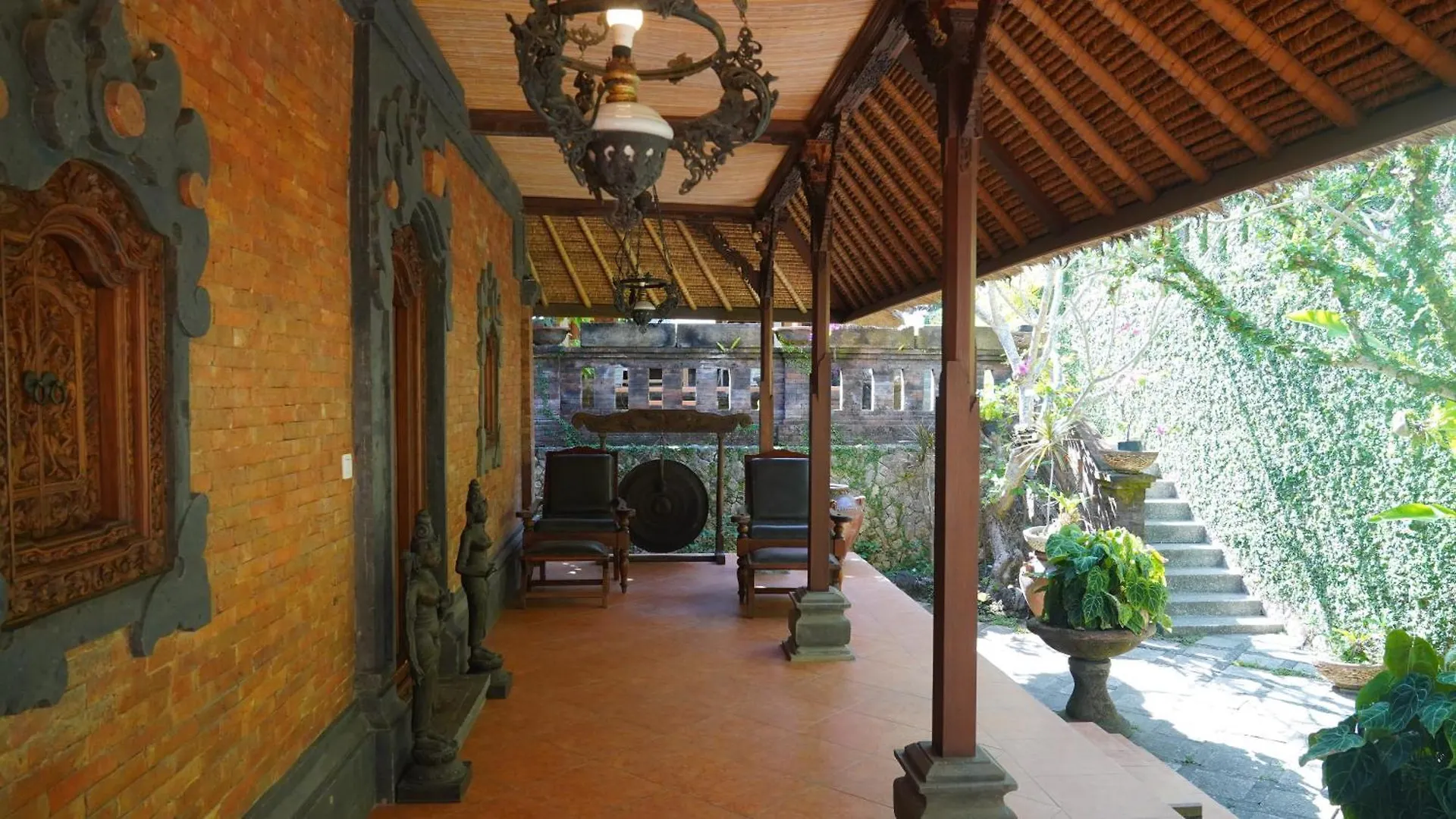 The Laras Villa - 3Br Villa In Jimbaran Badung