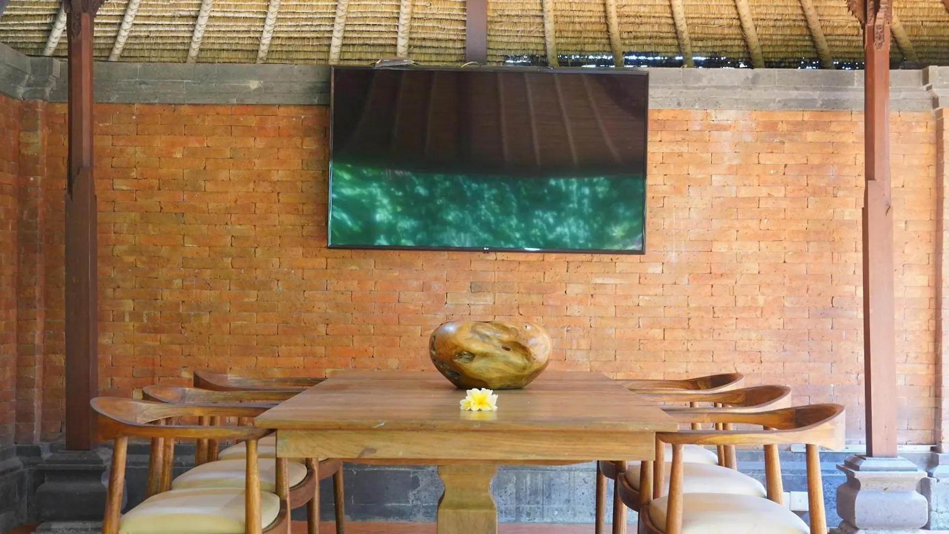 The Laras Villa - 3Br Villa In Jimbaran Badung  Indonesia