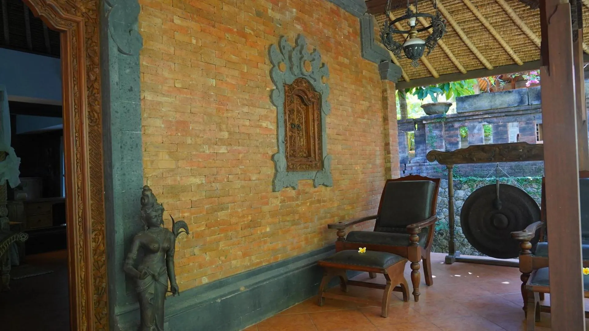 The Laras Villa - 3Br Villa In Jimbaran Badung  Badung (Bali)