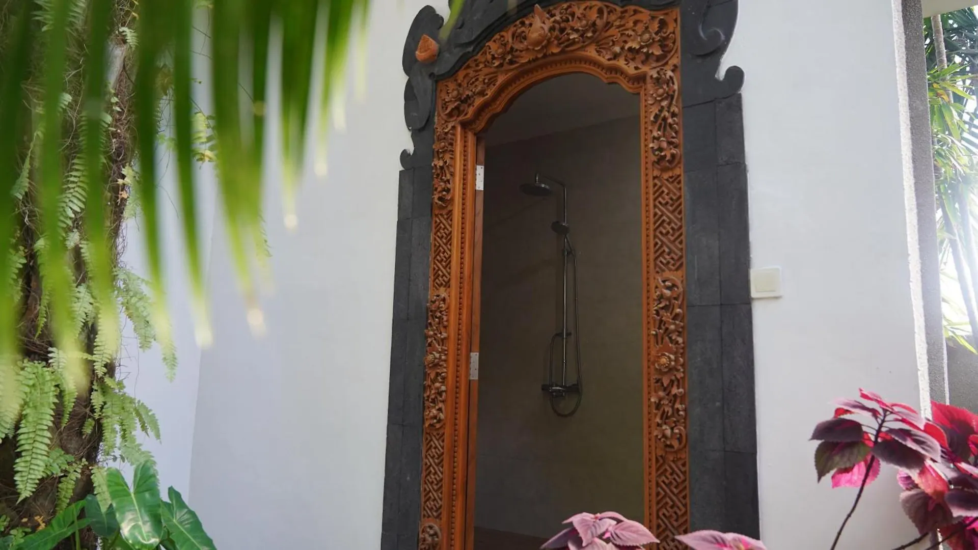 The Laras Villa - 3Br Villa In Jimbaran Badung