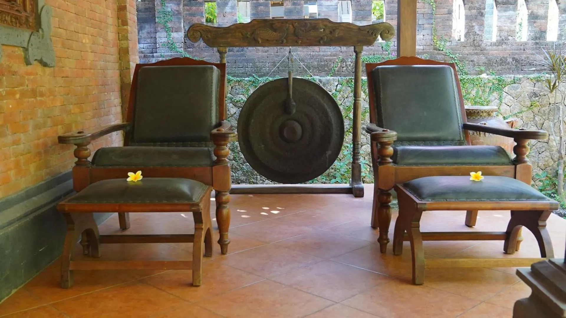 The Laras Villa - 3Br Villa In Jimbaran Badung